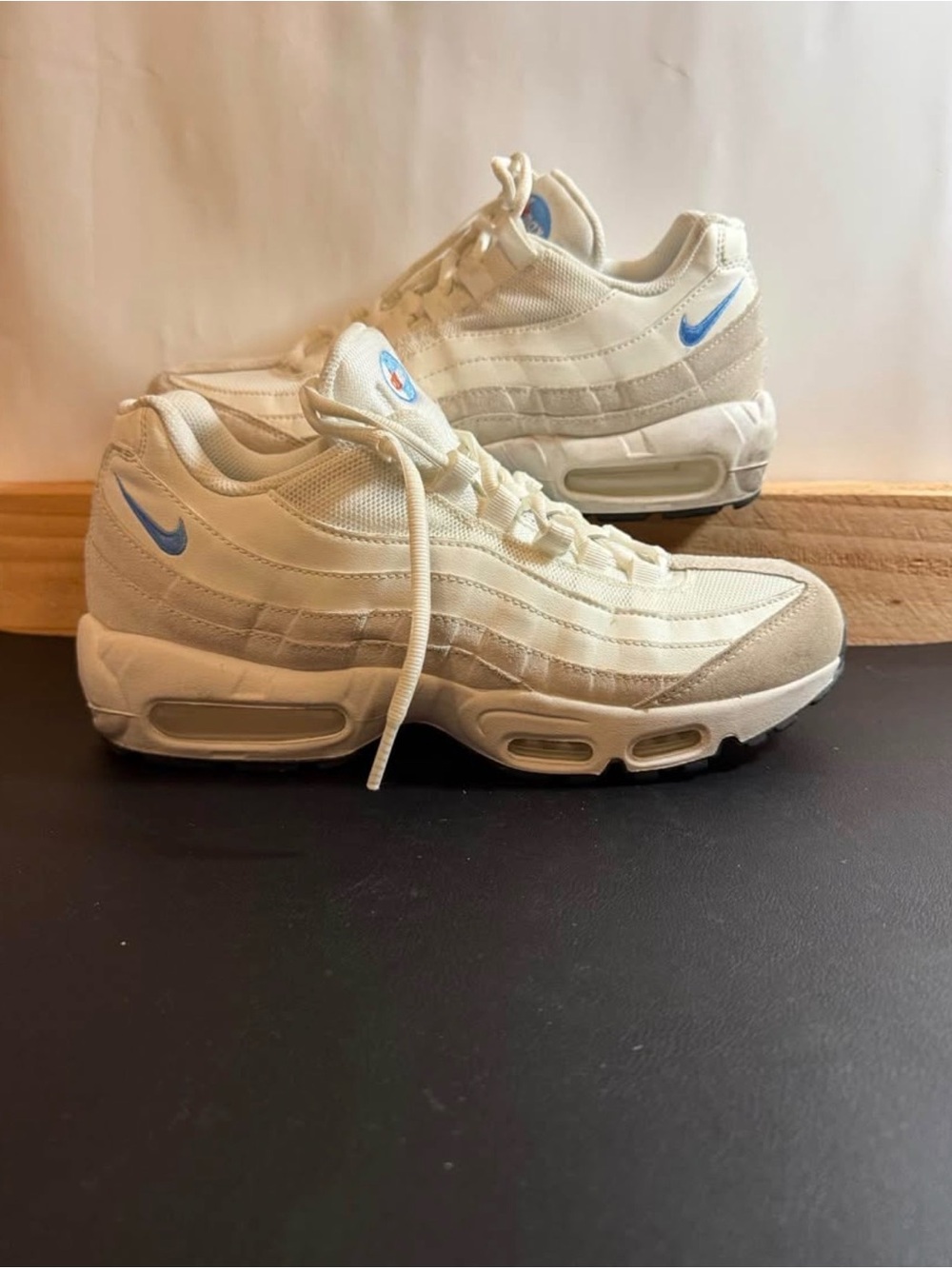 Nike White and Light Blue Air Max 95 Sneakers